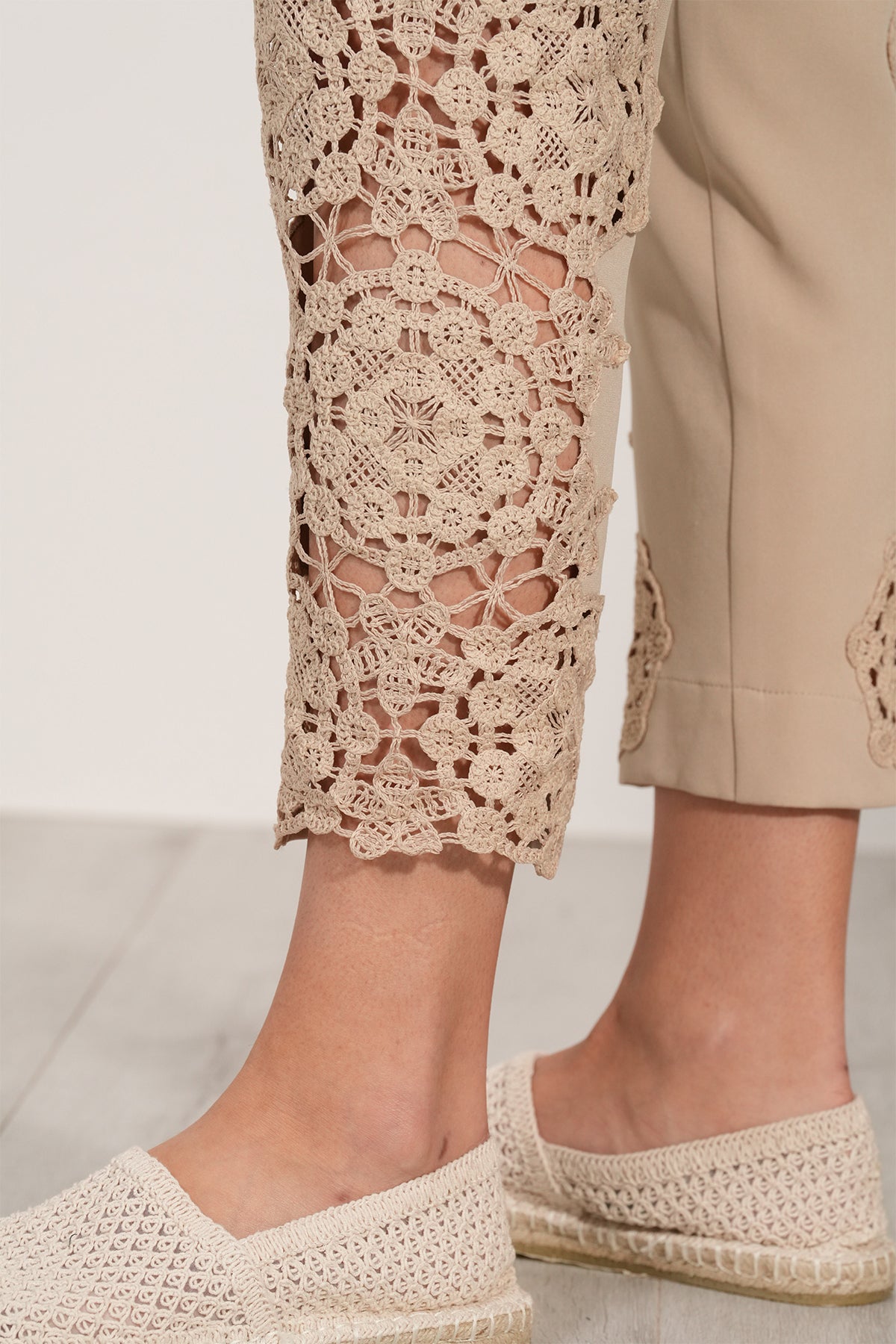 Lace Pant-53 Beige