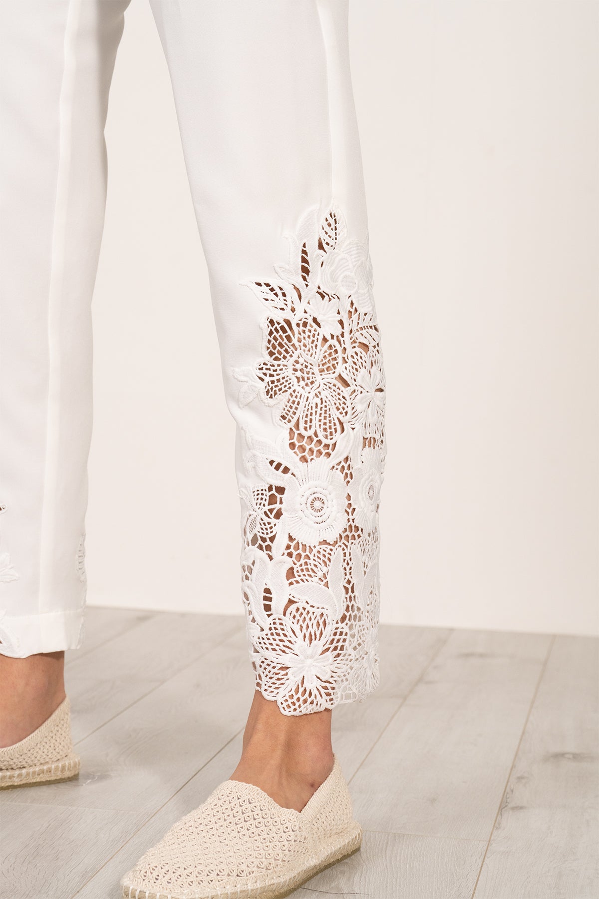 Lace Pant-52 White