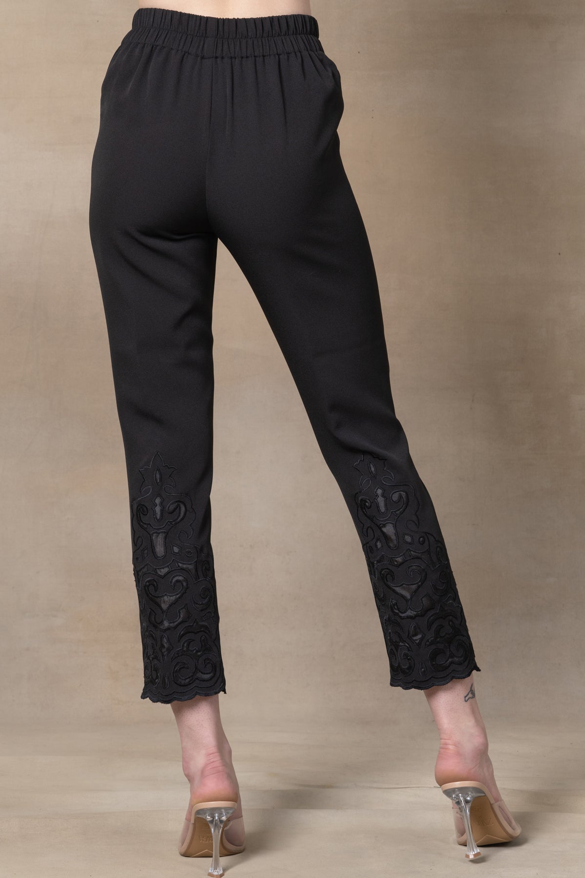 LAILA PANT BLACK